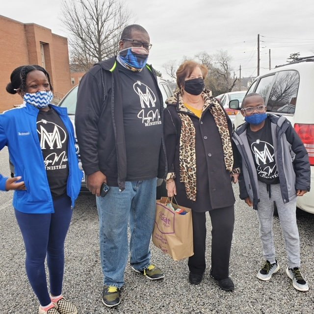 Christmas 2020 Food Giveaway — photo 5