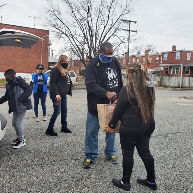Christmas 2020 Food Giveaway — photo 14