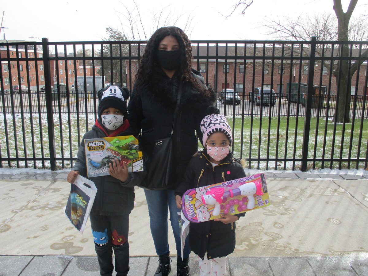 Christmas 2020 Toy Giveaway — photo 13