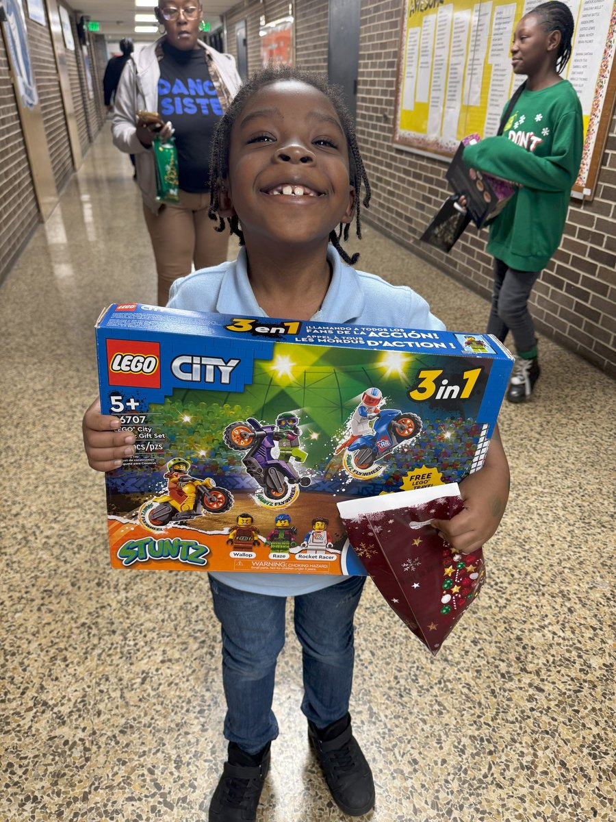 Christmas 2024 Christmas Toymania — photo 4